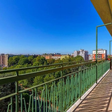 מילאנו Sunny & Updated Flat With Panoramic City View 50M From M4 Stop מראה חיצוני תמונה