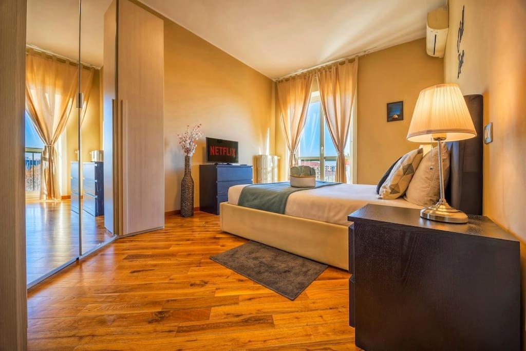 מילאנו Sunny & Updated Flat With Panoramic City View 50M From M4 Stop מראה חיצוני תמונה