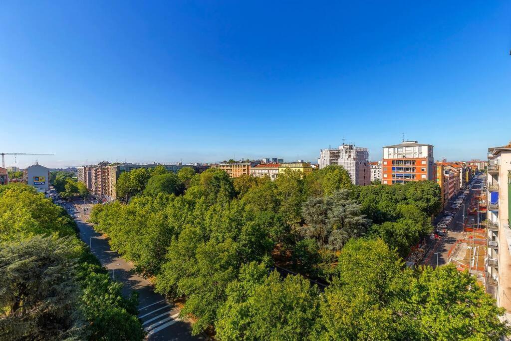 מילאנו Sunny & Updated Flat With Panoramic City View 50M From M4 Stop מראה חיצוני תמונה